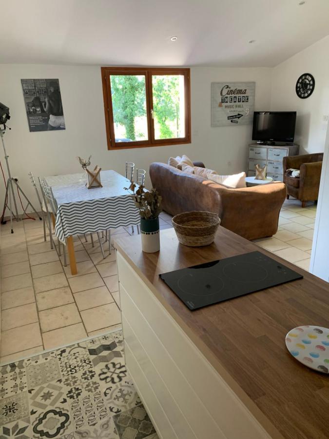 Logement Mabouya Leilighet Brignoles Eksteriør bilde