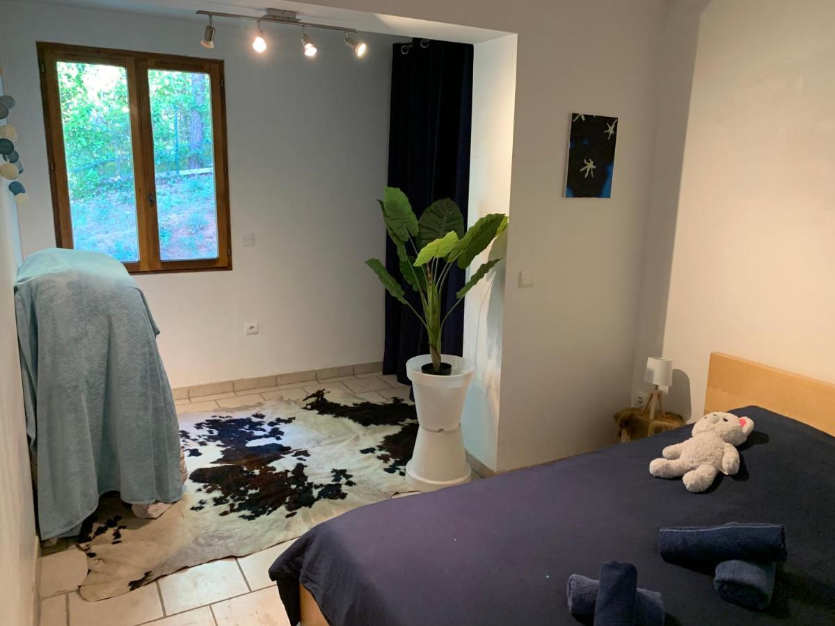 Logement Mabouya Leilighet Brignoles Eksteriør bilde